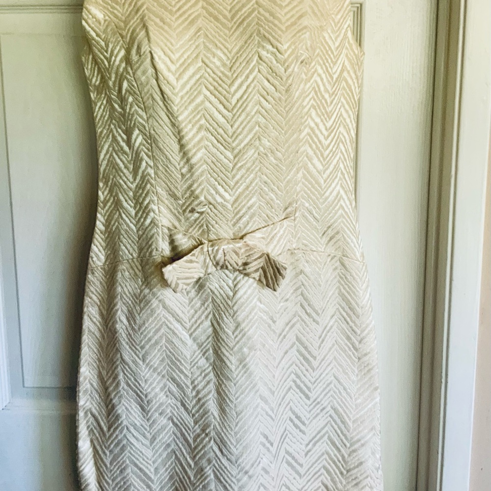 Vintage 1960-70’s..Sleeveless Dress